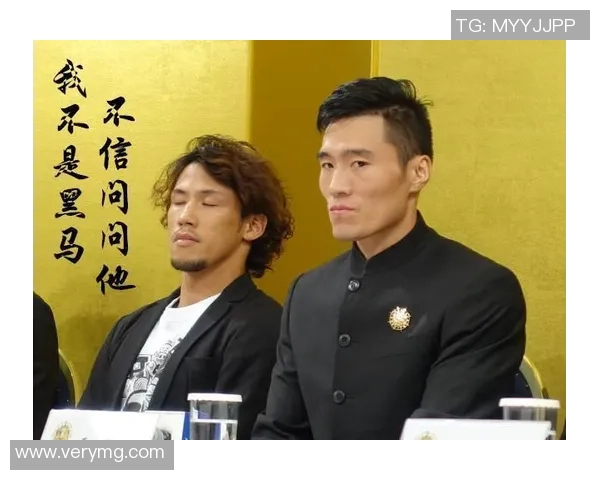 卜部弘嵩与考的对决探讨传统与现代的碰撞与融合 卜部弘嵩与考的对决探讨传统与现代的碰撞与融合