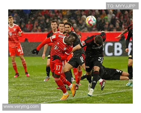 哈化柏林与拜仁慕尼黑激战正酣精彩瞬间回顾与赛后分析